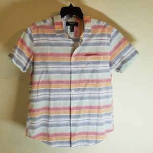 Forever 21 button down short sleeves for men